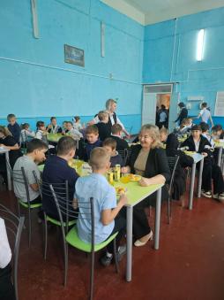 Завтрак с директором